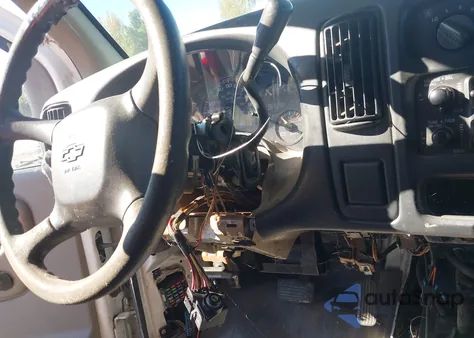 2000 GMC Savana from USA, damaged, VIN 1GTFG25WXY1263780